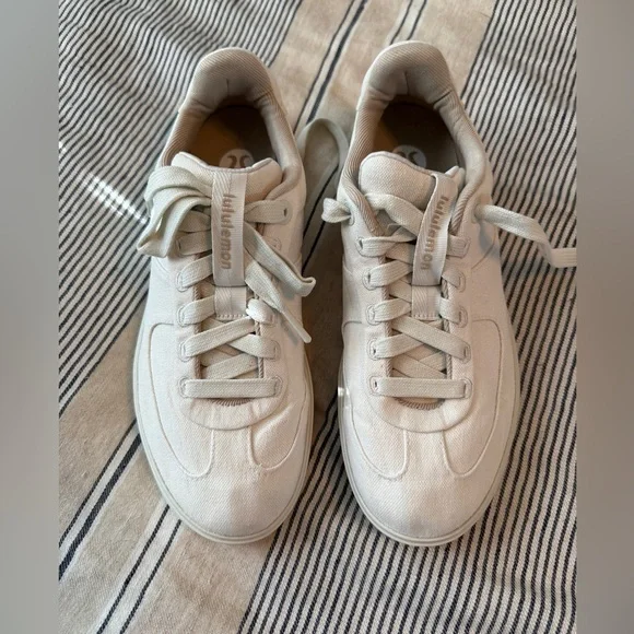 Lululemon Cityverse sneakers - Picture 2 of 8